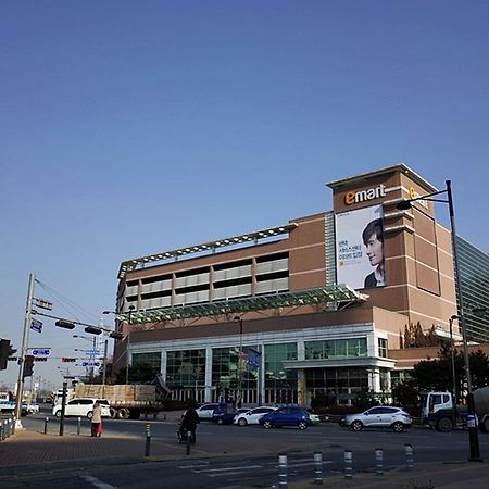 Cplus Residence Hotel Seryu-dong Exterior photo